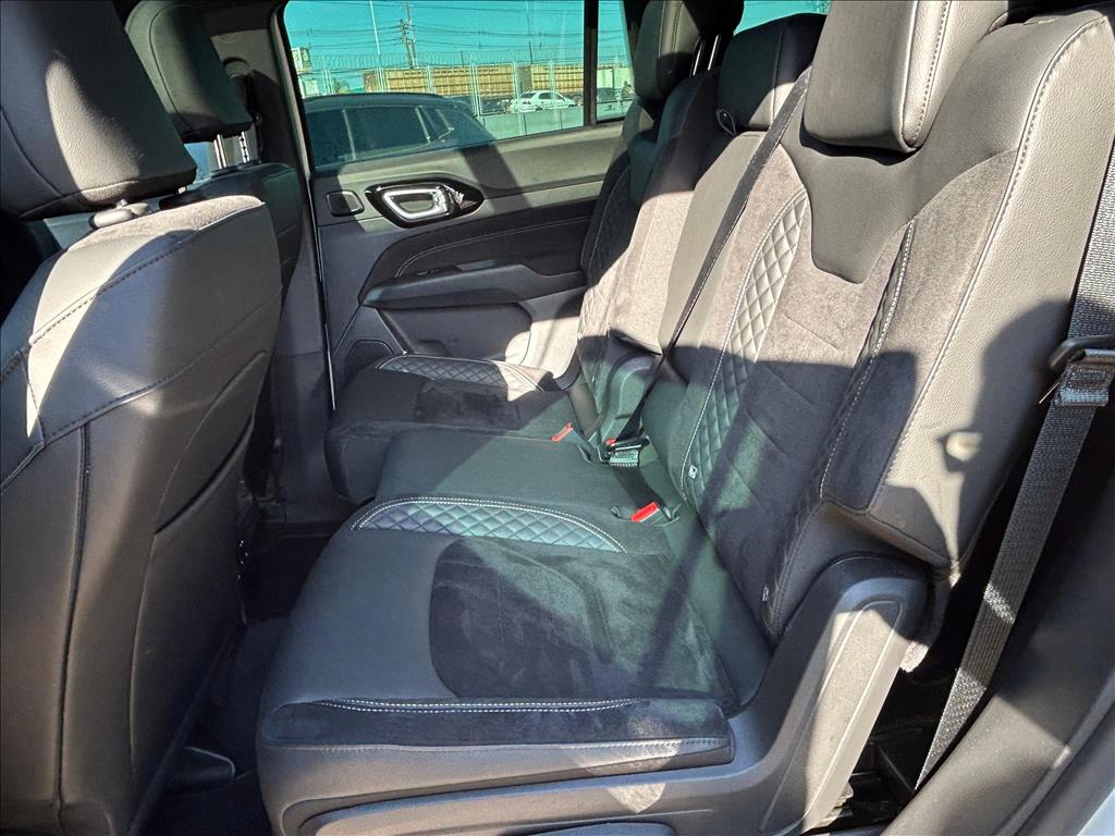 Jeep-COMMANDER-2.0 HURRICANE 4 TURBO GASOLINA BLACKHAWK AT9