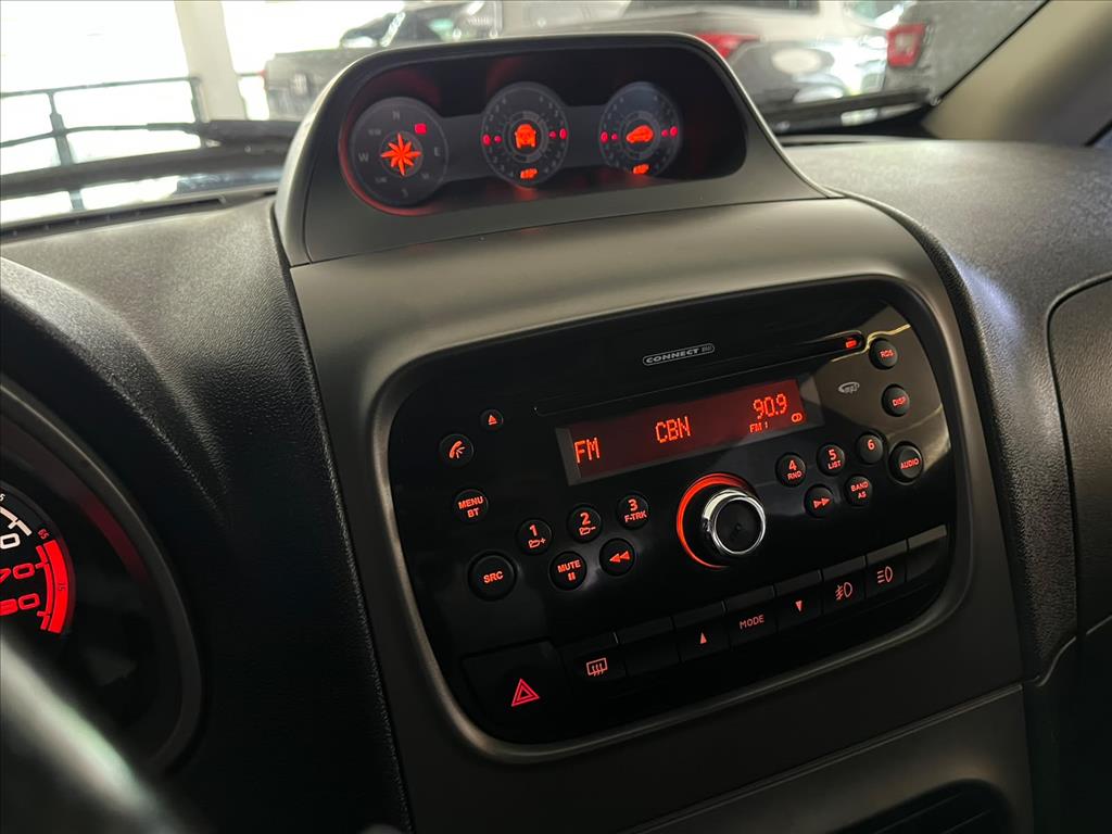 IDEA 1.8 MPI ADVENTURE 16V FLEX 4P AUTOMATIZADO11