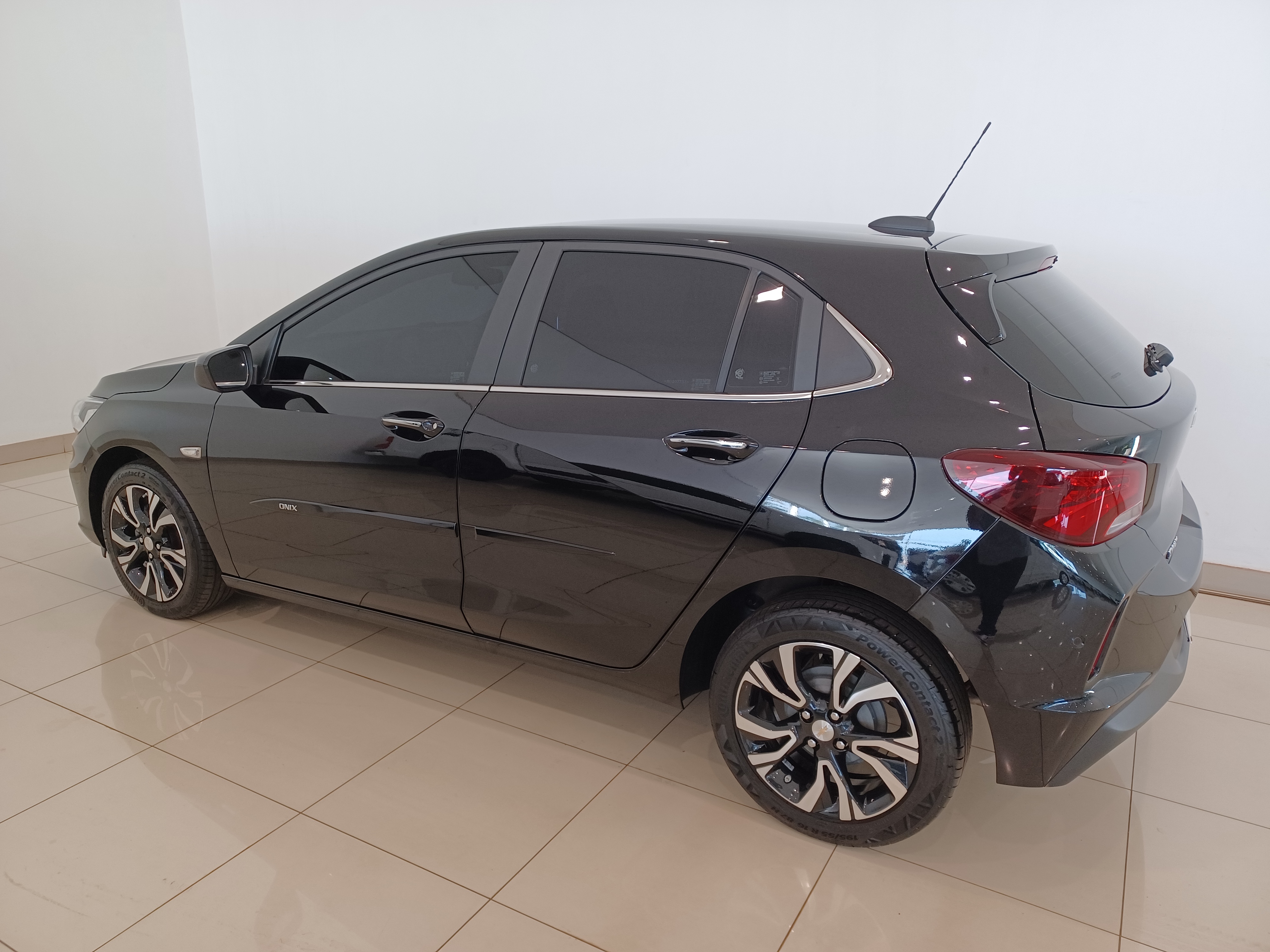 GM - Chevrolet-ONIX-1.0 TURBO FLEX PREMIER AUTOMÁTICO