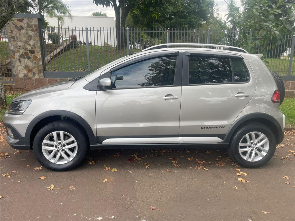 VW - Volkswagen-CROSSFOX-1.6 MI FLEX 8V 4P MANUAL