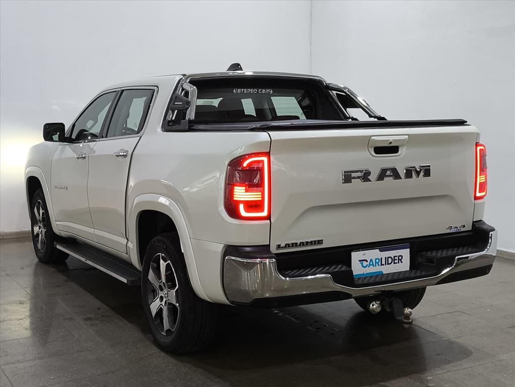 RAMPAGE 2.0 TURBO DIESEL LARAMIE 4X4 AUTOMÁTICO3