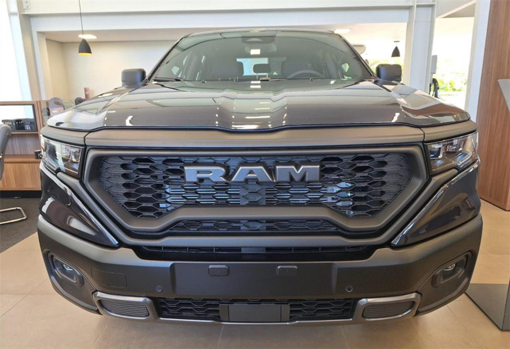 RAMPAGE 2.2 TURBO DIESEL REBEL 4X4 AUTOMÁTICO2