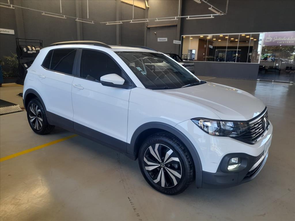 T-CROSS 1.0 200 TSI TOTAL FLEX AUTOMÁTICO2