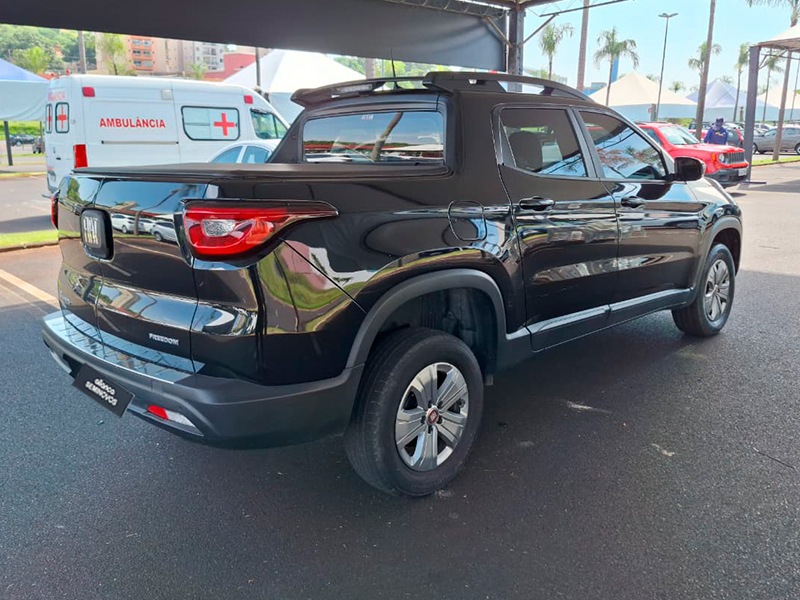 TORO 1.8 16V EVO FLEX FREEDOM AT64