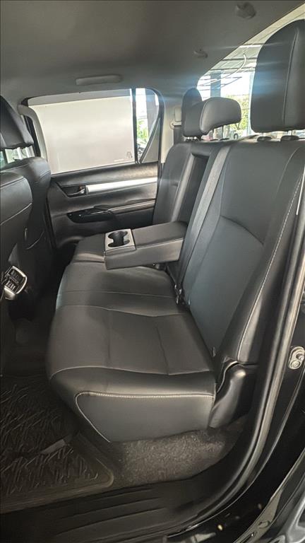 HILUX 2.8 D-4D TURBO DIESEL CD SRX 4X4 AUTOMÁTICO7