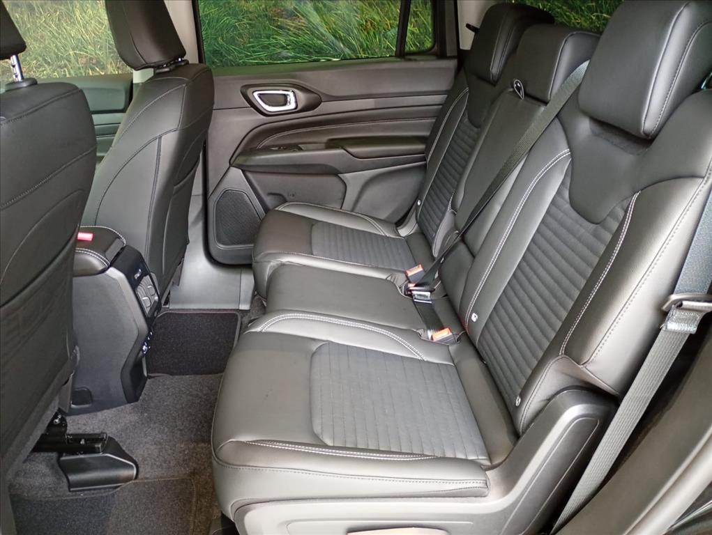 COMMANDER 1.3 T270 TURBO FLEX LONGITUDE AT69