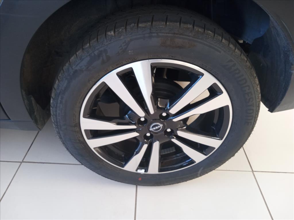 KICKS PLAY 1.6 16V FLEXSTART ADVANCE PLUS XTRONIC