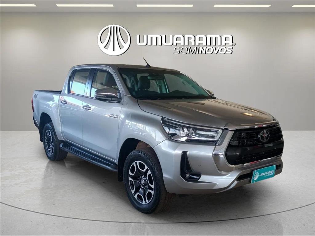 HILUX 2.8 D-4D TURBO DIESEL CD SRX 4X4 AUTOMÁTICO2
