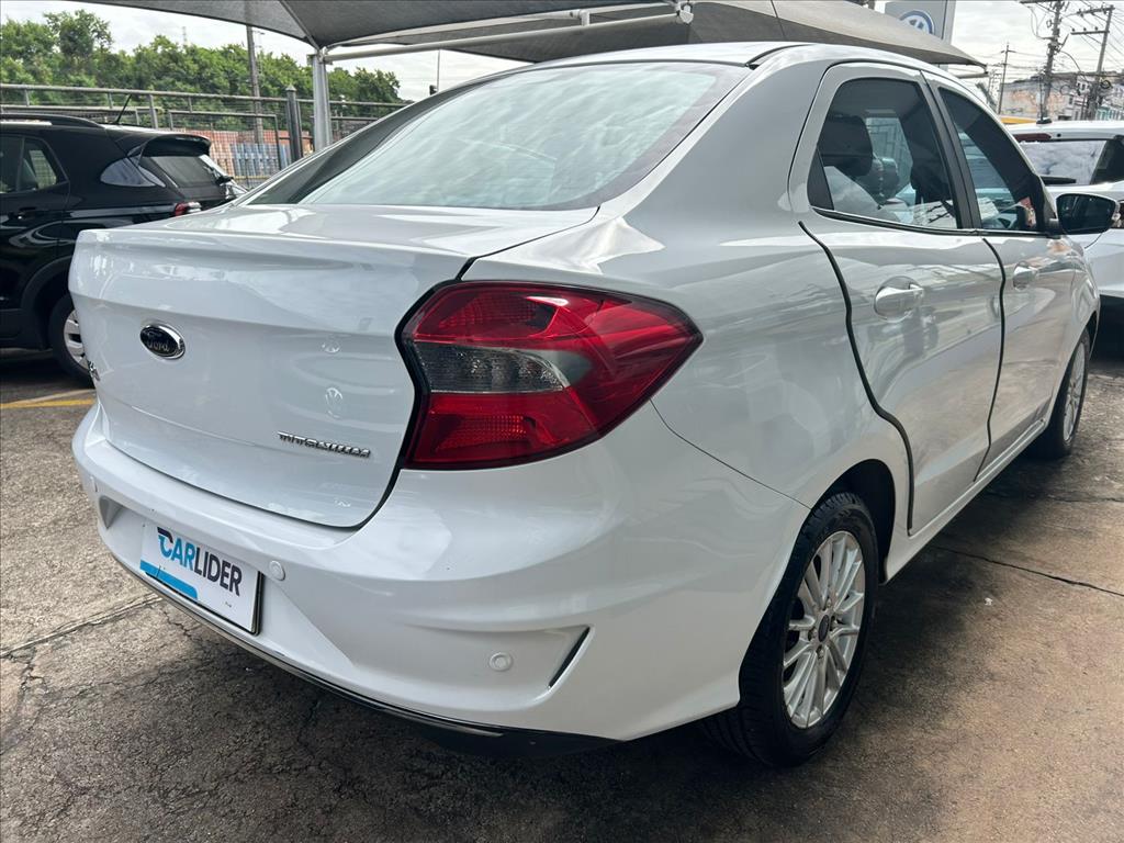 KA 1.5 TI-VCT FLEX TITANIUM SEDAN AUTOMÁTICO2