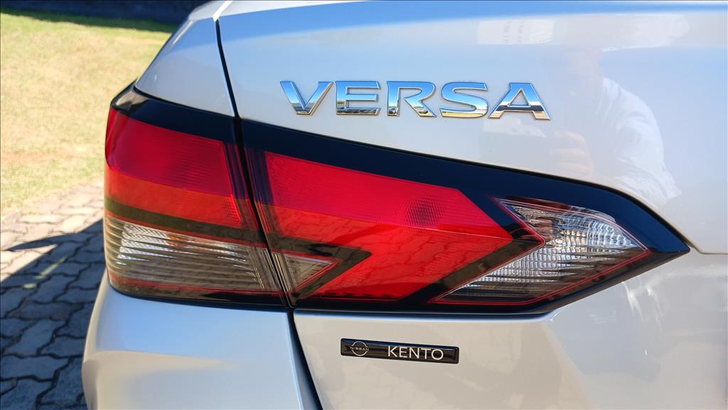 VERSA 1.6 16V FLEX EXCLUSIVE XTRONIC8