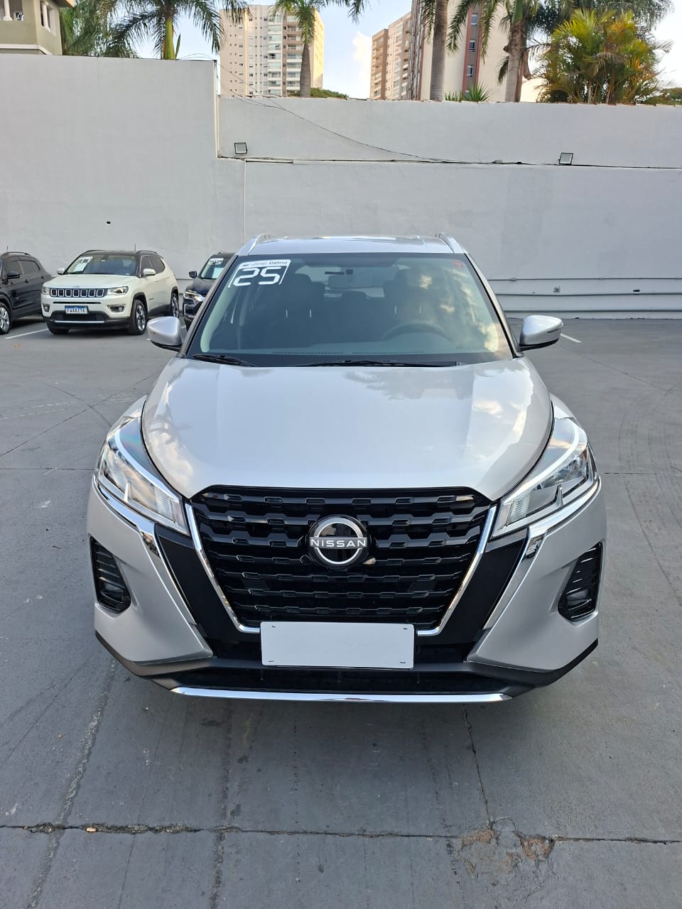 KICKS PLAY 1.6 16V FLEXSTART SENSE XTRONIC