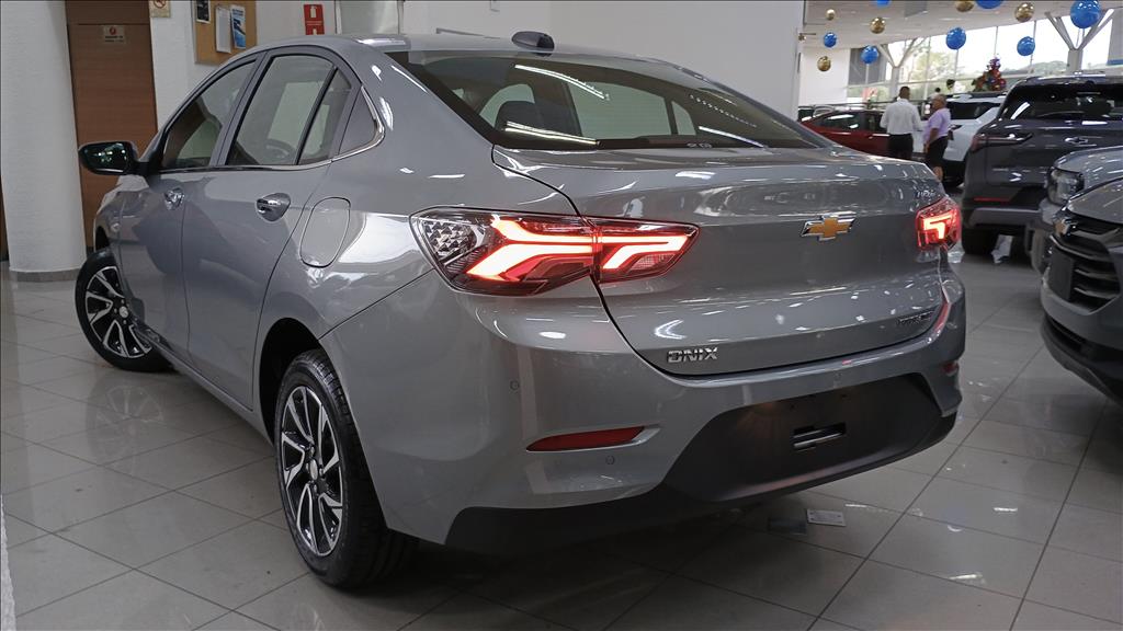 ONIX PLUS 1.0 TURBO FLEX PREMIER AUTOMÁTICO5