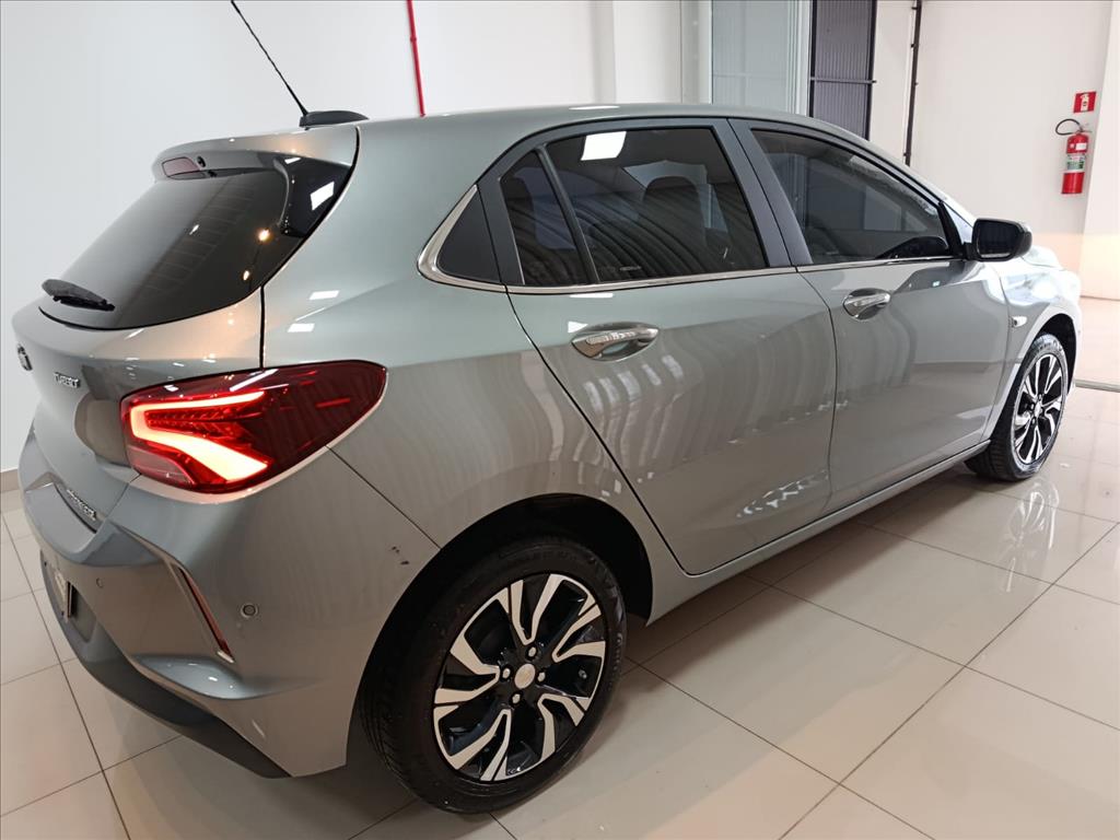 ONIX 1.0 TURBO FLEX PREMIER AUTOMÁTICO4