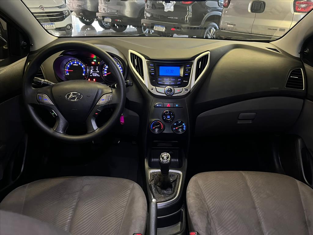 HB20S 1.6 COMFORT PLUS 16V FLEX 4P MANUAL9