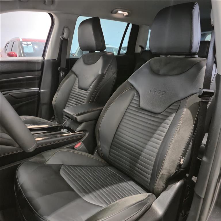 COMMANDER 1.3 T270 TURBO FLEX LIMITED AT611