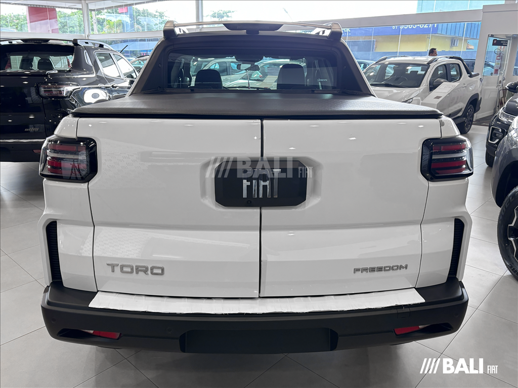 TORO 1.3 TURBO 270 FLEX FREEDOM AT65