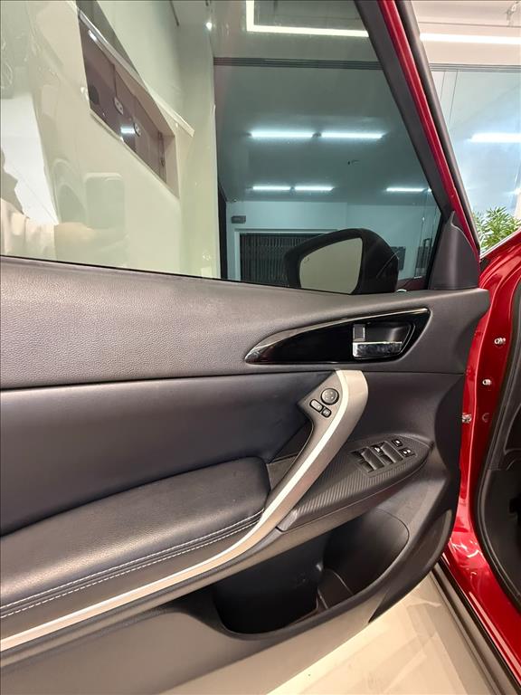 Mitsubishi-ECLIPSE CROSS-1.5 MIVEC TURBO GASOLINA HPE-S CVT