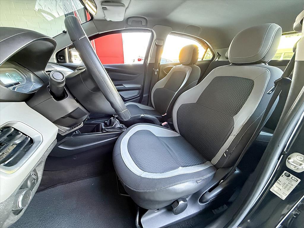 Chevrolet Onix - 1.0 MPFI LS 8V FLEX 4P MANUAL