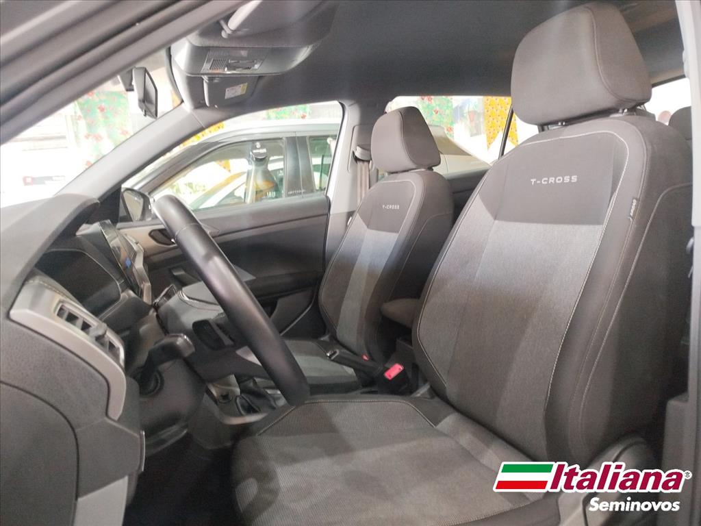 T-CROSS 1.0 200 TSI TOTAL FLEX AUTOMÁTICO3
