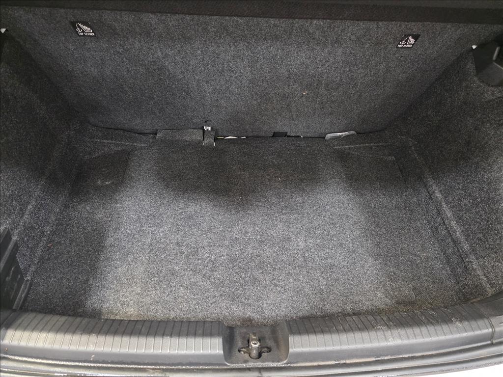 POLO 1.0 MPI TRACK MANUAL12