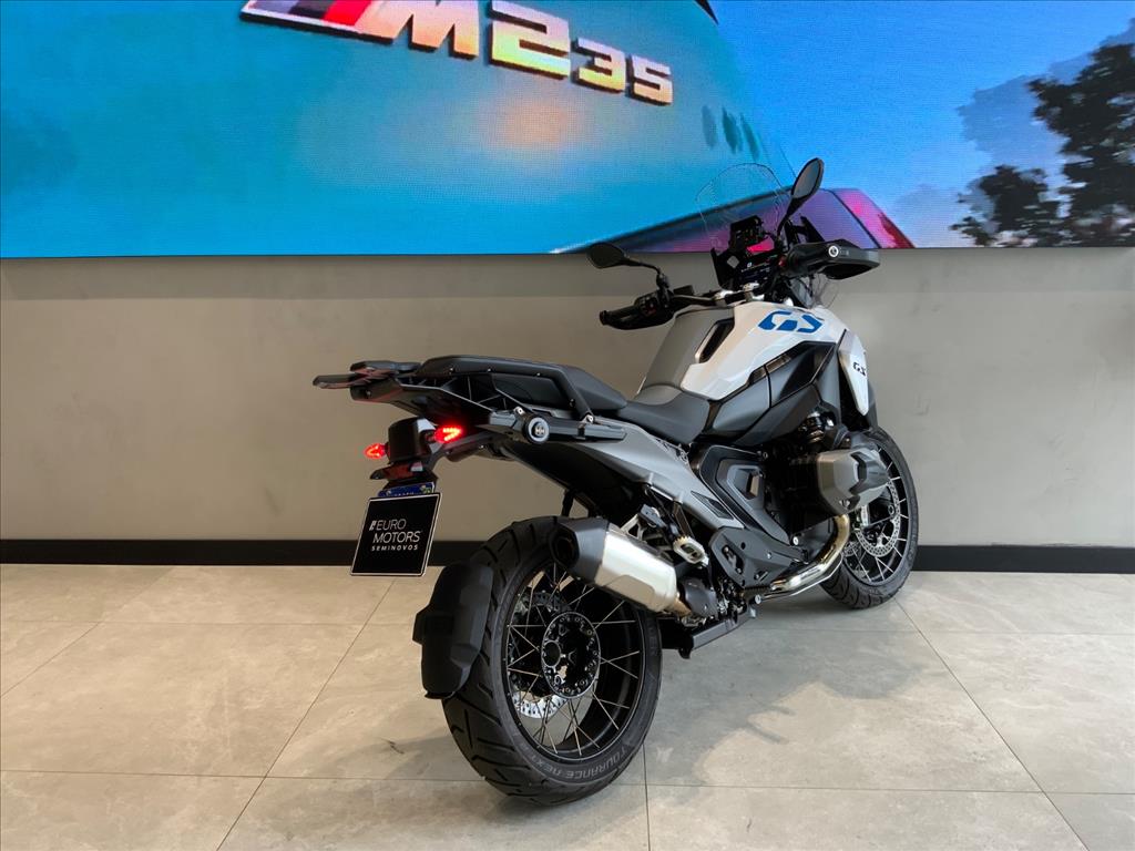 BMW Motorrad-R-1300 GS PLUS