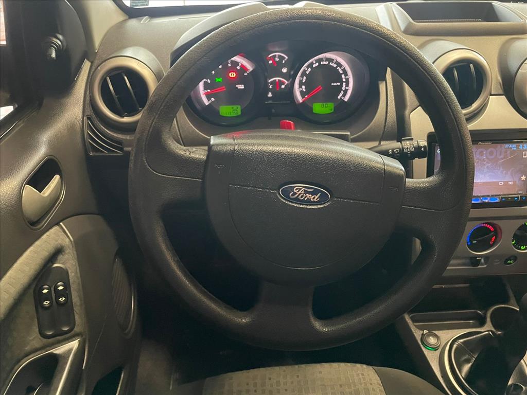 FIESTA 1.6 SE SEDAN 16V FLEX 4P MANUAL9