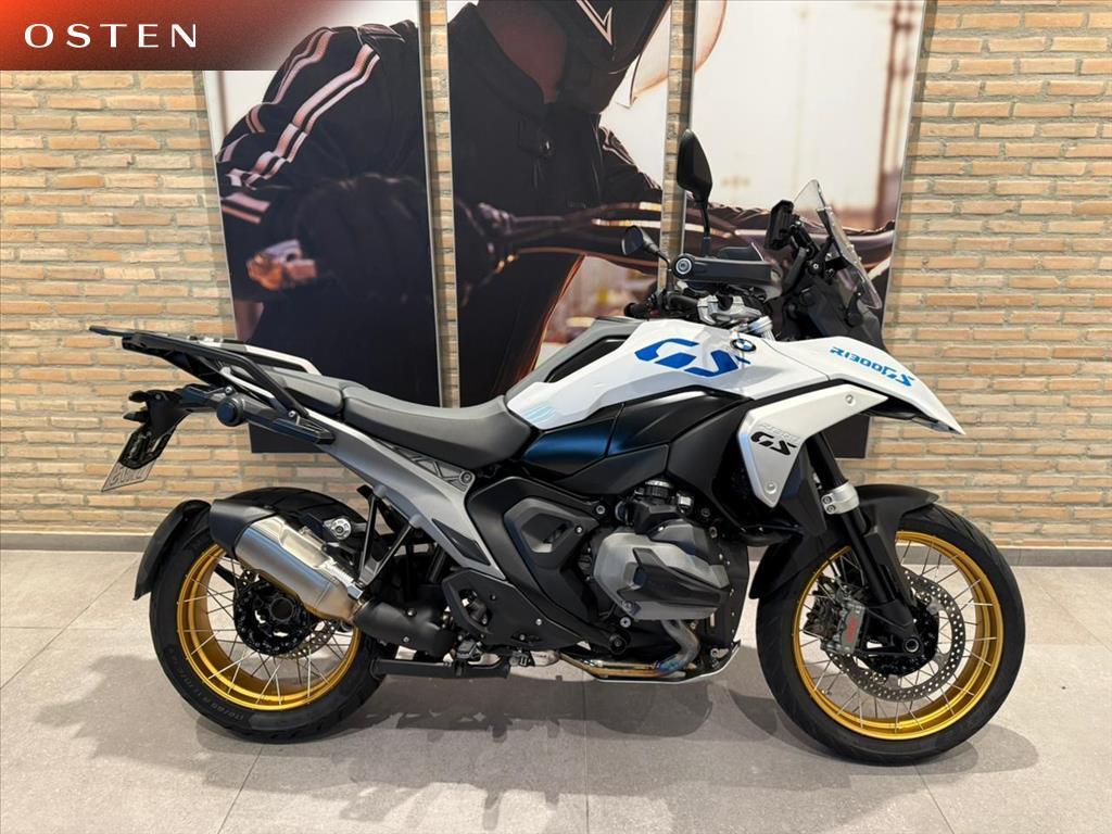 BMW Motorrad-R-1300 GS PLUS