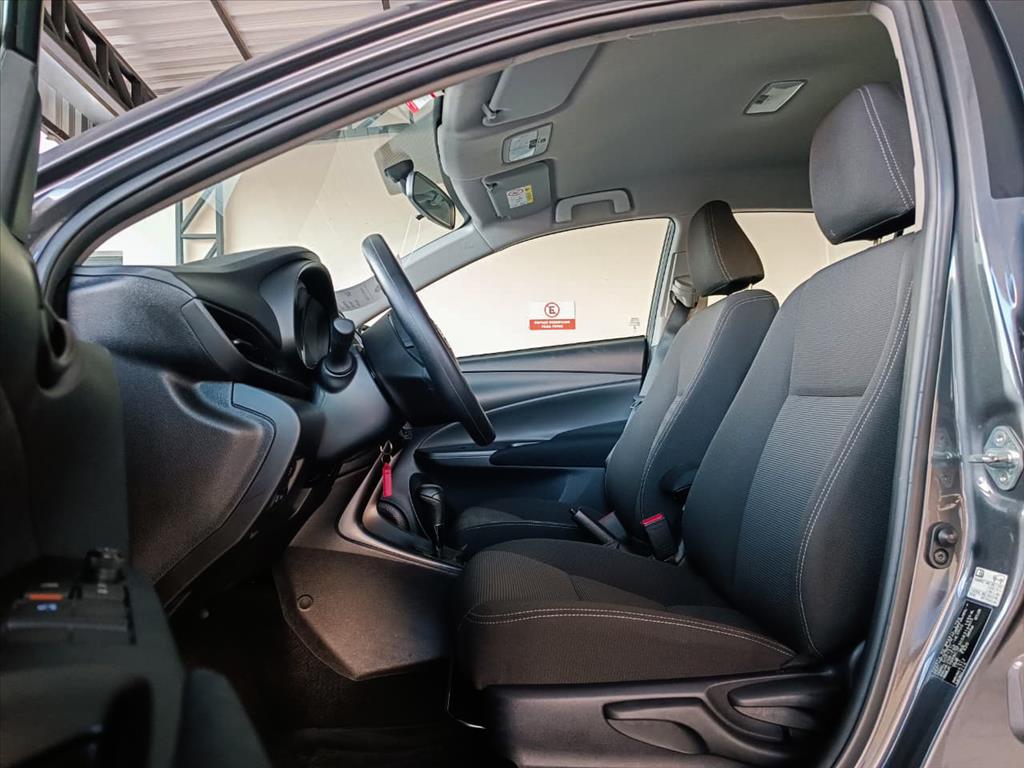YARIS 1.5 16V FLEX SEDAN XL MULTIDRIVE4