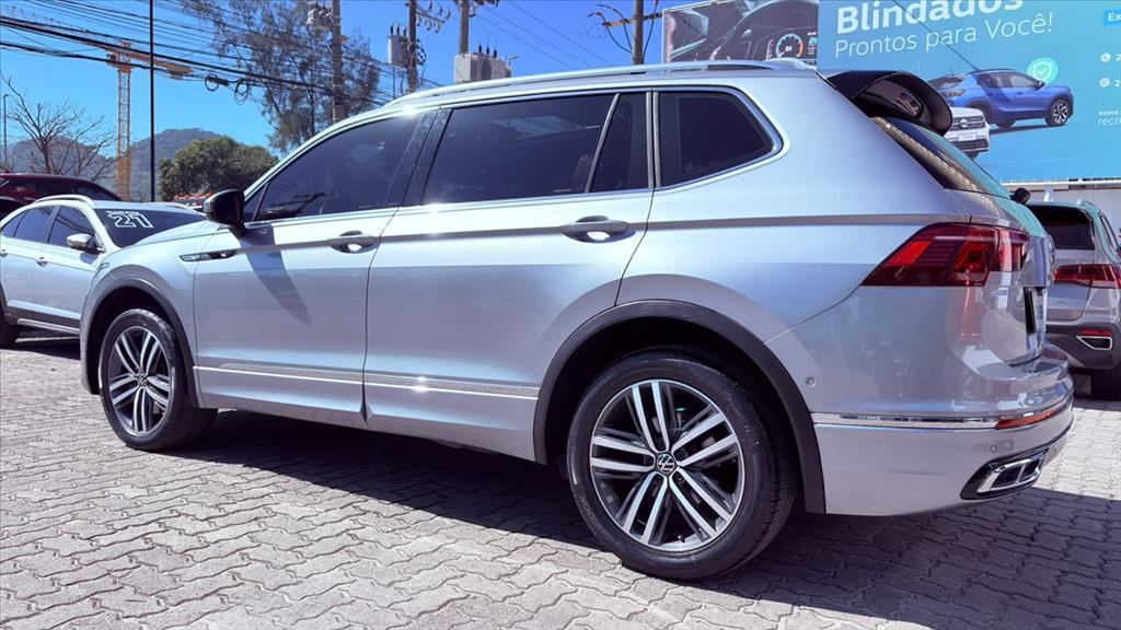 TIGUAN 2.0 300 TSI GASOLINA ALLSPACE R-LINE AUTOMÁTICO2