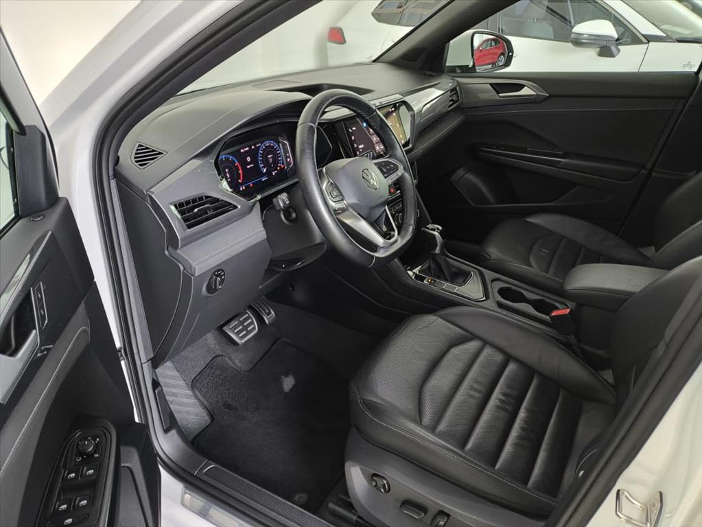 TAOS 1.4 250 TSI TOTAL FLEX HIGHLINE AUTOMÁTICO10