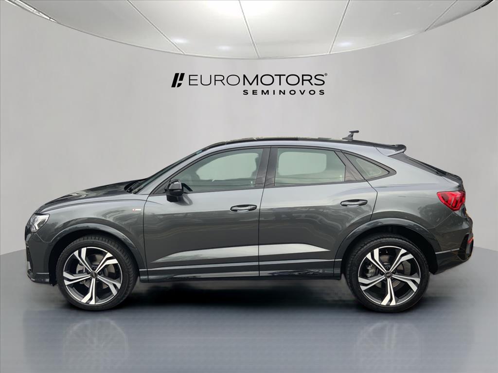 Audi-Q3-2.0 40 TFSI GASOLINA SPORTBACK PERFORMANCE BLACK QUATTRO TIPTRONIC