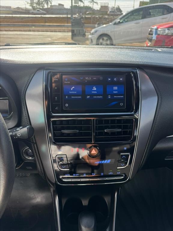 YARIS 1.5 16V FLEX XS CONNECT MULTIDRIVE8