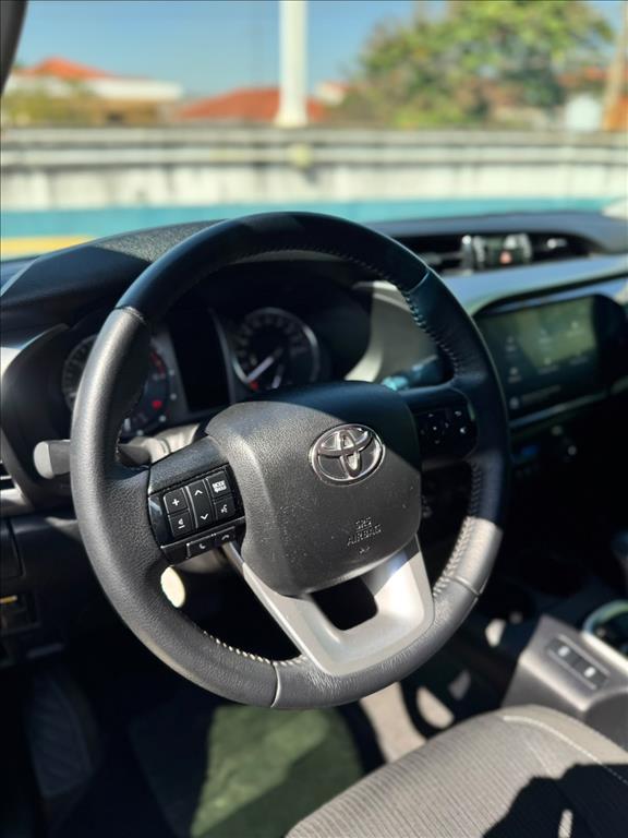 HILUX 2.8 D-4D TURBO DIESEL CD SR 4X4 AUTOMÁTICO8