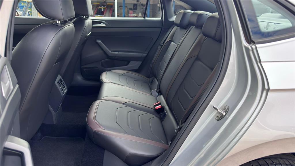 VIRTUS 1.0 200 TSI HIGHLINE AUTOMÁTICO16