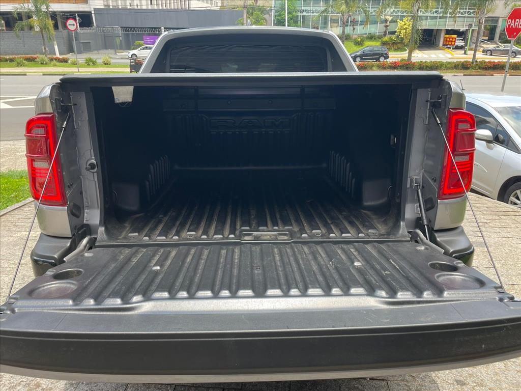 RAM-RAMPAGE-2.0 HURRICANE 4 TURBO GASOLINA R/T 4X4 AUTOMÁTICO