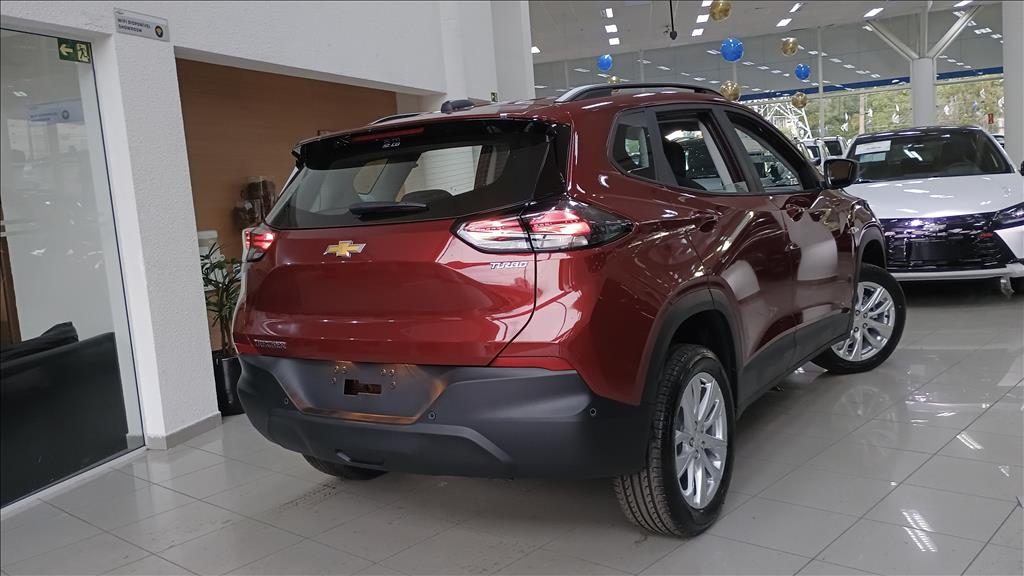 TRACKER 1.0 TURBO FLEX PRO AUTOMÁTICO3