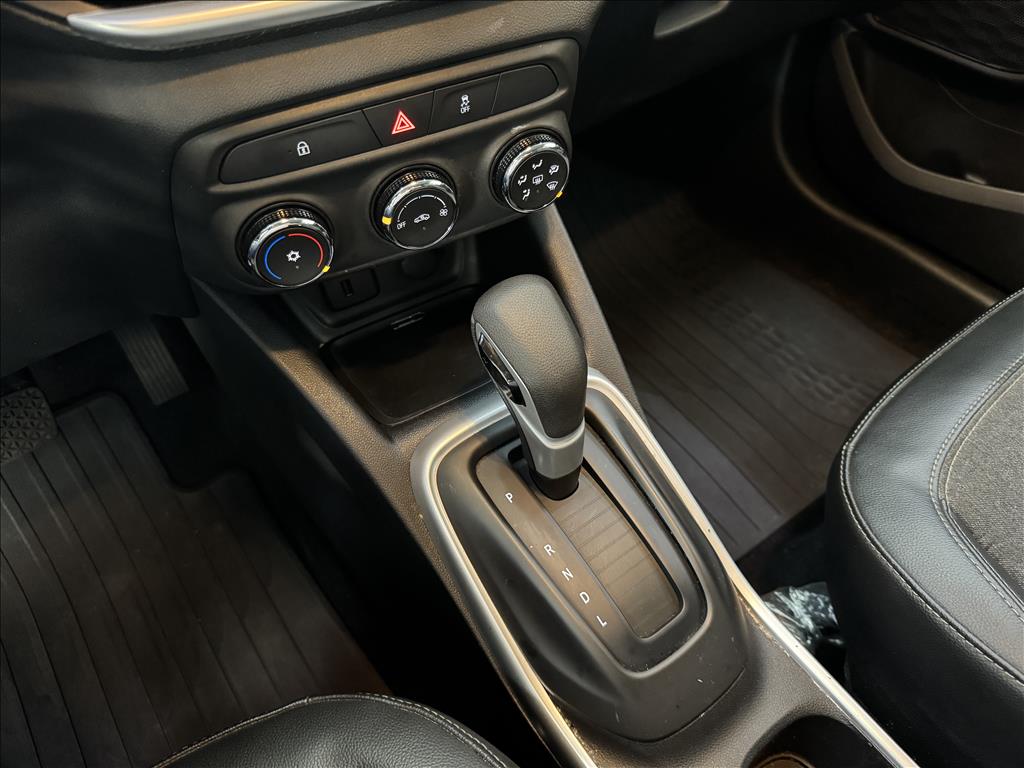 TRACKER 1.0 TURBO FLEX LTZ AUTOMÁTICO8