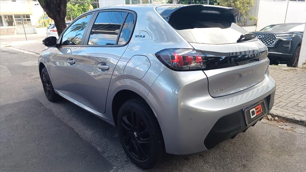 Peugeot-208-1.0 FIREFLY FLEX STYLE MANUAL