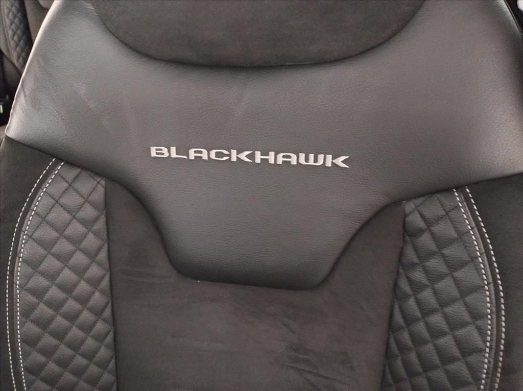 COMPASS 2.0 HURRICANE 4 TURBO GASOLINA BLACKHAWK AT915