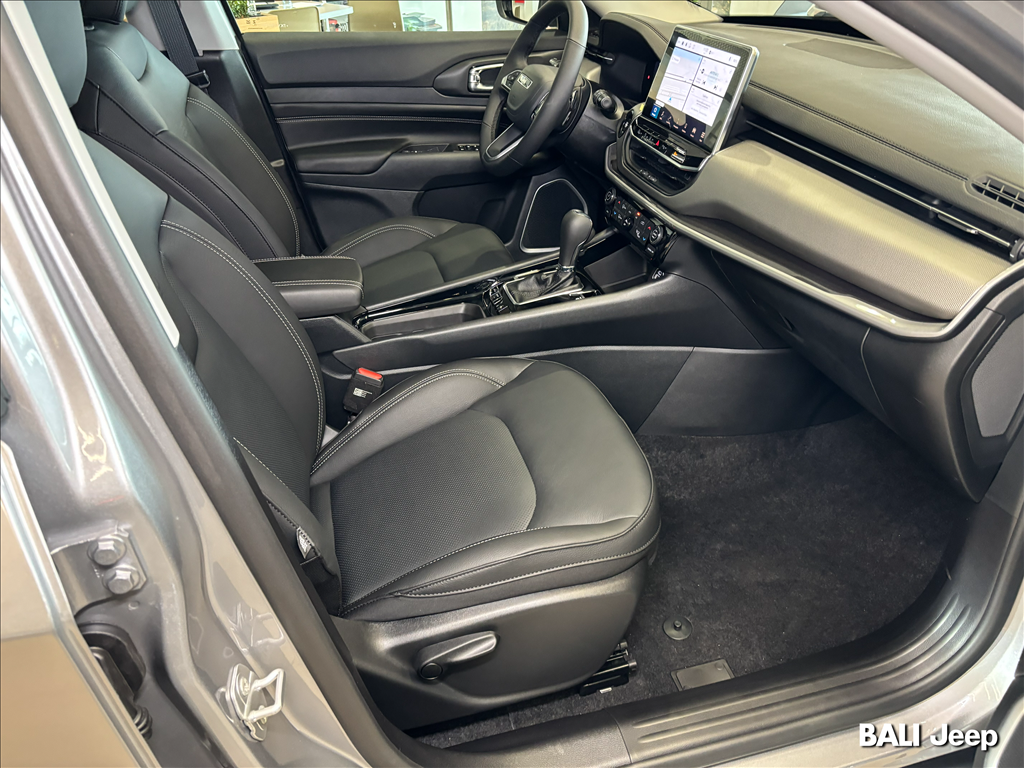 COMPASS 1.3 T270 TURBO FLEX LONGITUDE AT610