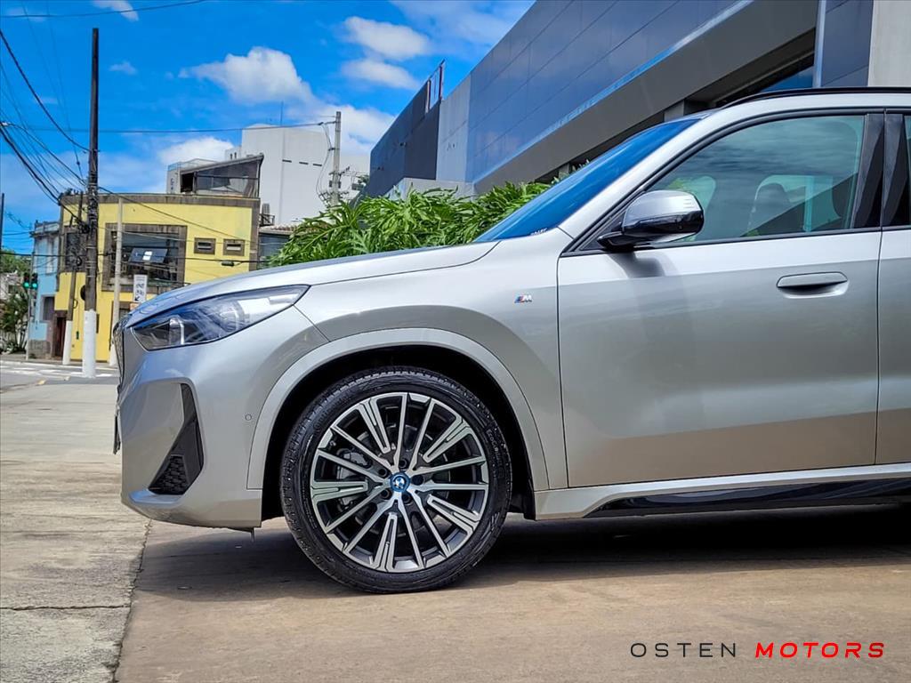 BMW-iX1-ELÉTRICO XDRIVE30 M SPORT