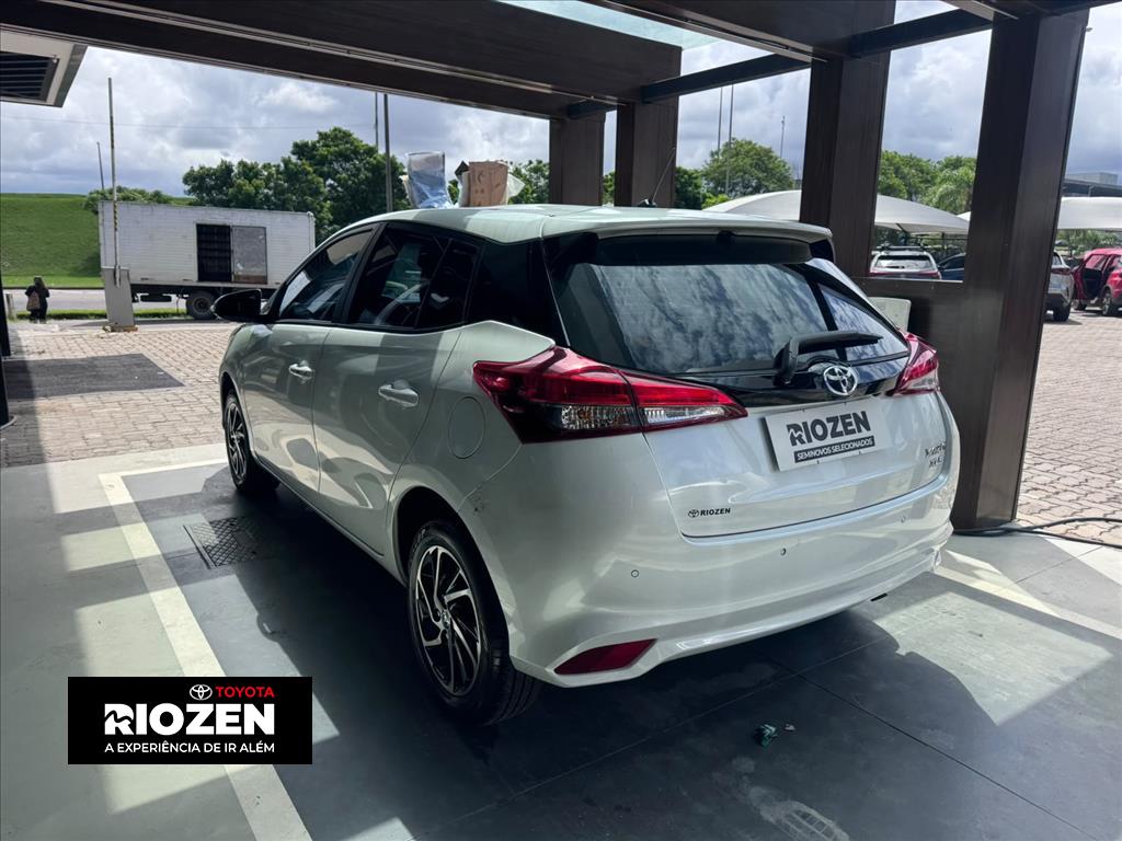 YARIS 1.5 16V FLEX XLS CONNECT MULTIDRIVE3