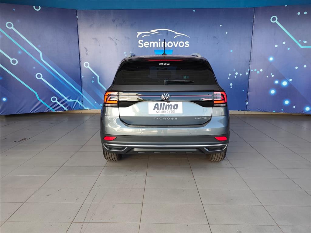 T-CROSS 1.4 250 TSI TOTAL FLEX HIGHLINE AUTOMÁTICO