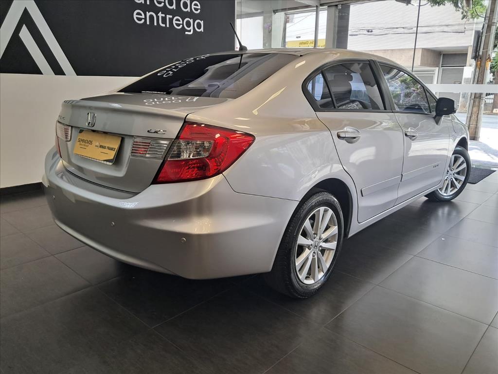 CIVIC 1.8 LXS 16V FLEX 4P AUTOMÁTICO3