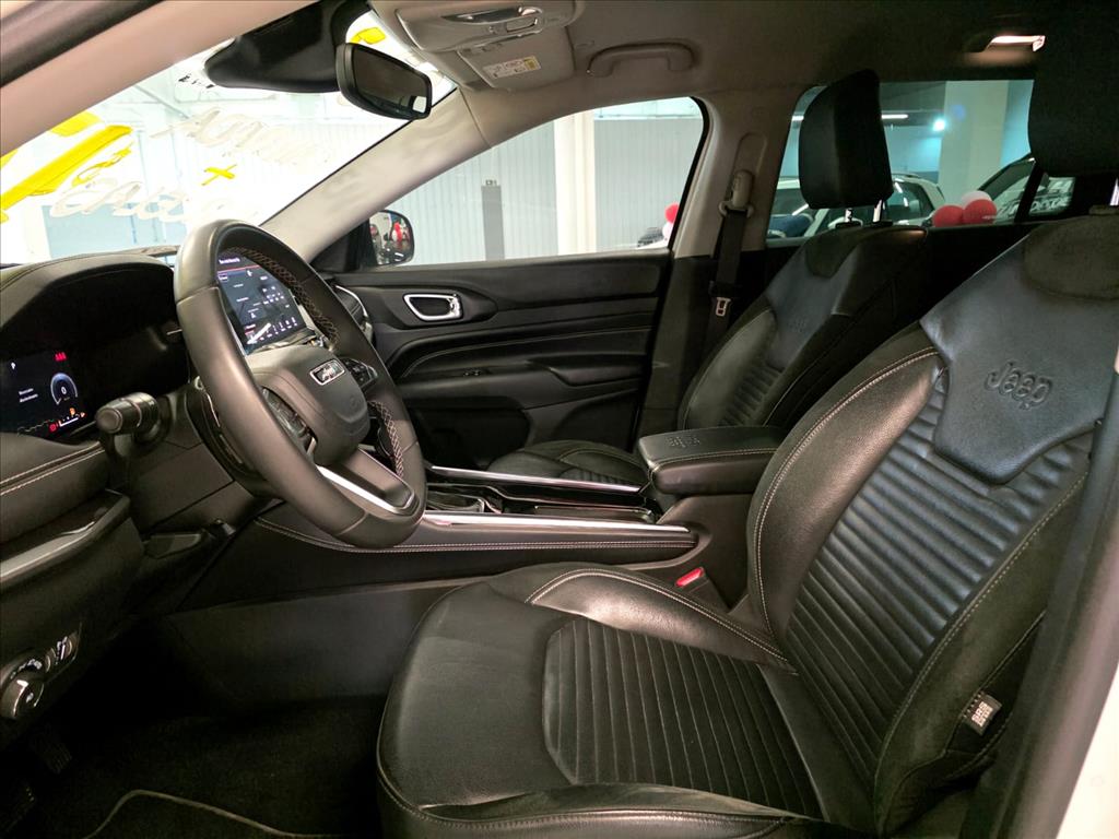 COMMANDER 1.3 T270 TURBO FLEX LONGITUDE AT67