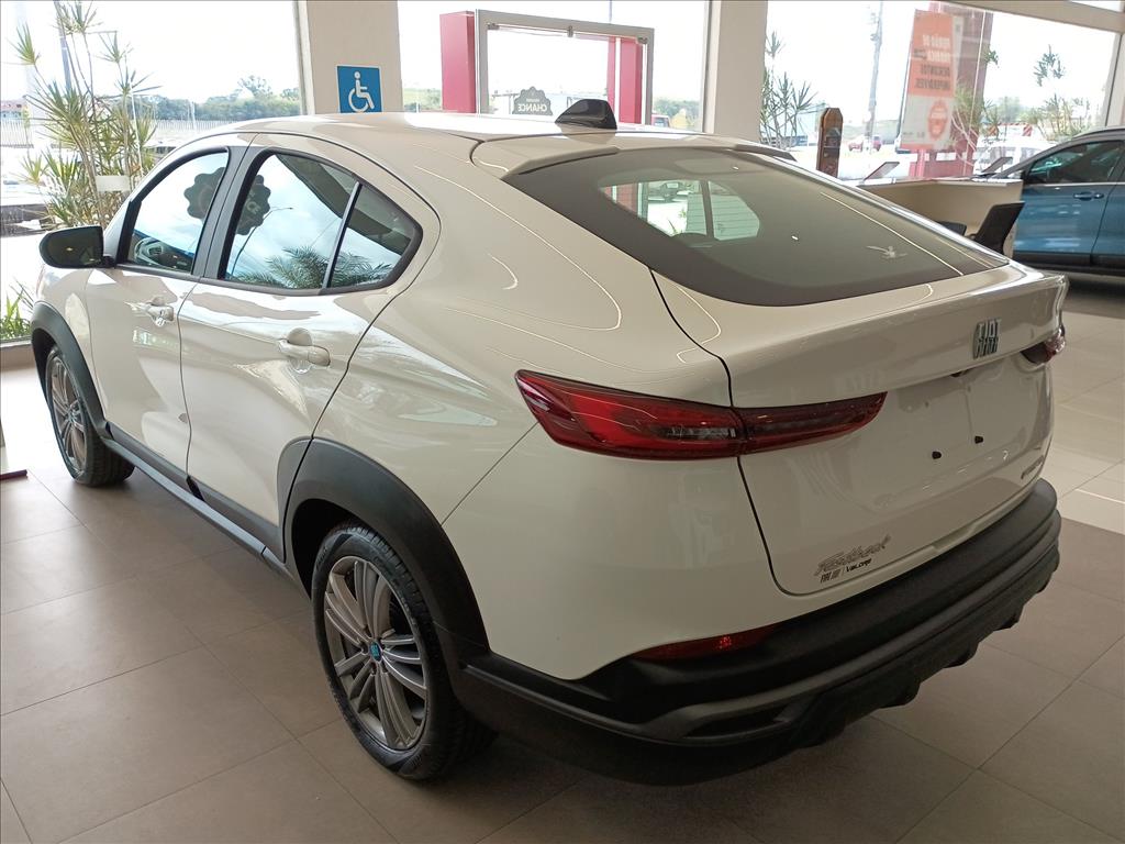 FASTBACK 1.0 TURBO 200 FLEX CVT FASTBACK 1.0 TURBO 200 FLEX CVT