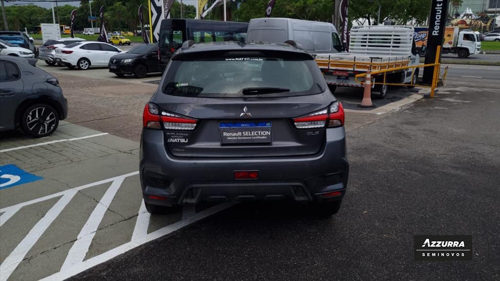 OUTLANDER SPORT 2.0 MIVEC FLEX GLS AUTOMÁTICO3