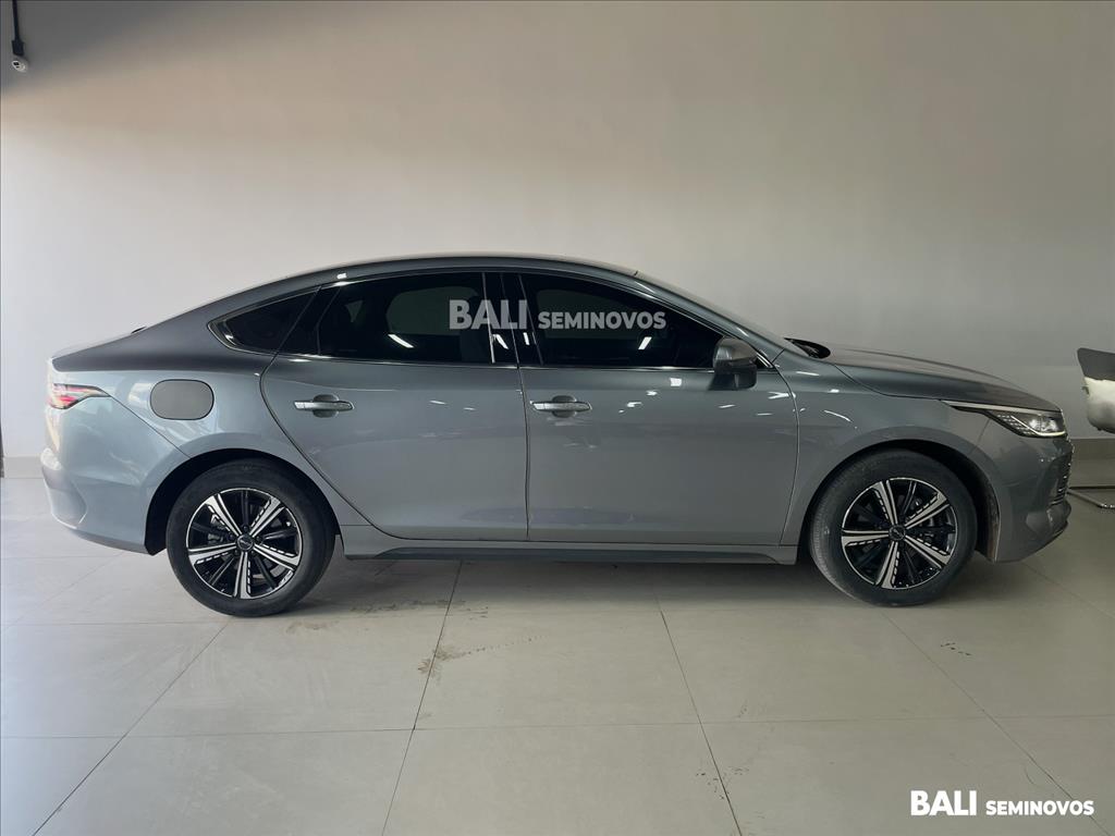KING 1.5 DM-I PHEV GS AUTOMÁTICO6