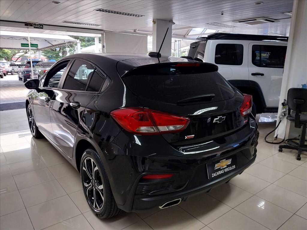 CRUZE 1.4 TURBO SPORT6 RS 16V FLEX 4P AUTOMÁTICO5