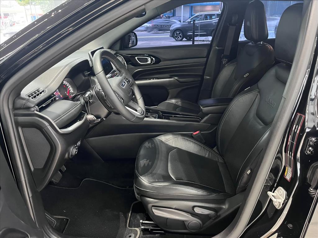Jeep-COMPASS-1.3 T270 TURBO FLEX LONGITUDE AT6
